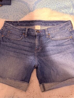 Banana Republic Women's Light Blue Cuffed Denim Shorts